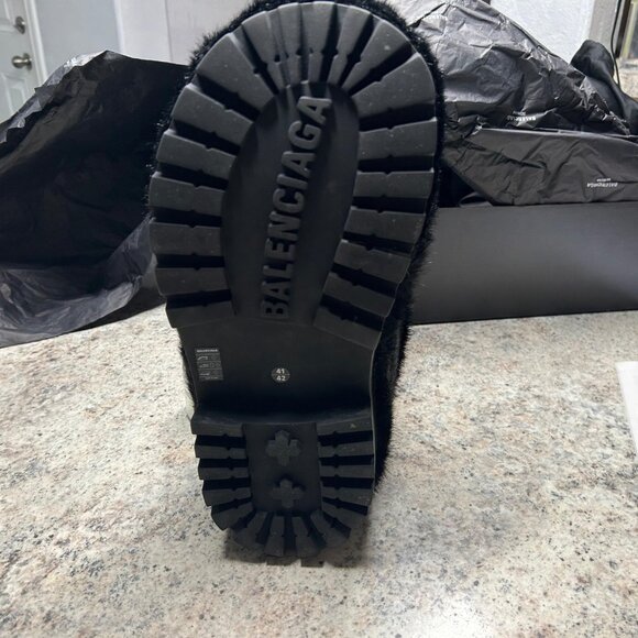 Balenciaga Alaska Fur Boot Black Size 41-42 US 11-11.5 Like New main image 4